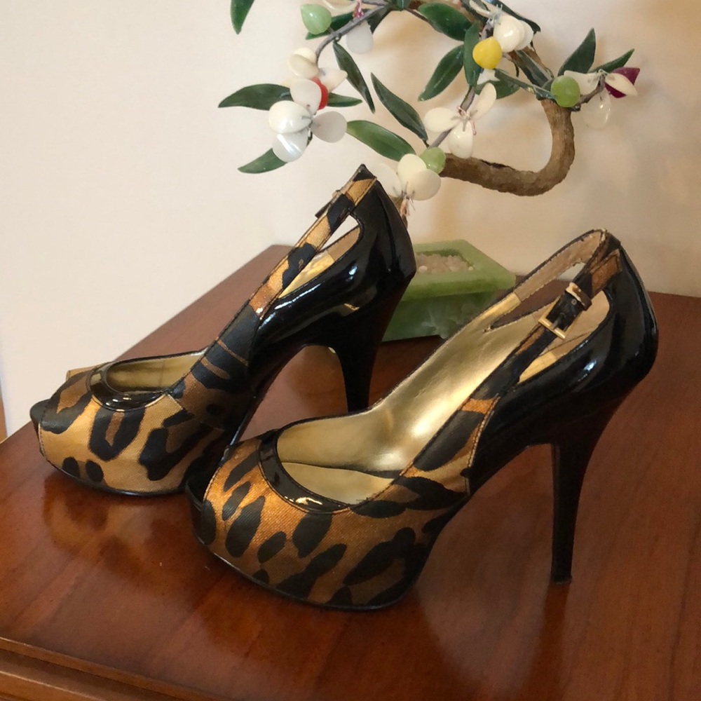 EUC guess stilettos